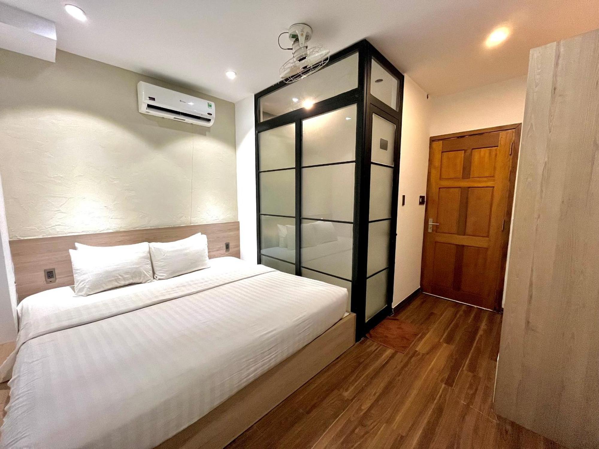 Soleil Hostel Hue Buitenkant foto