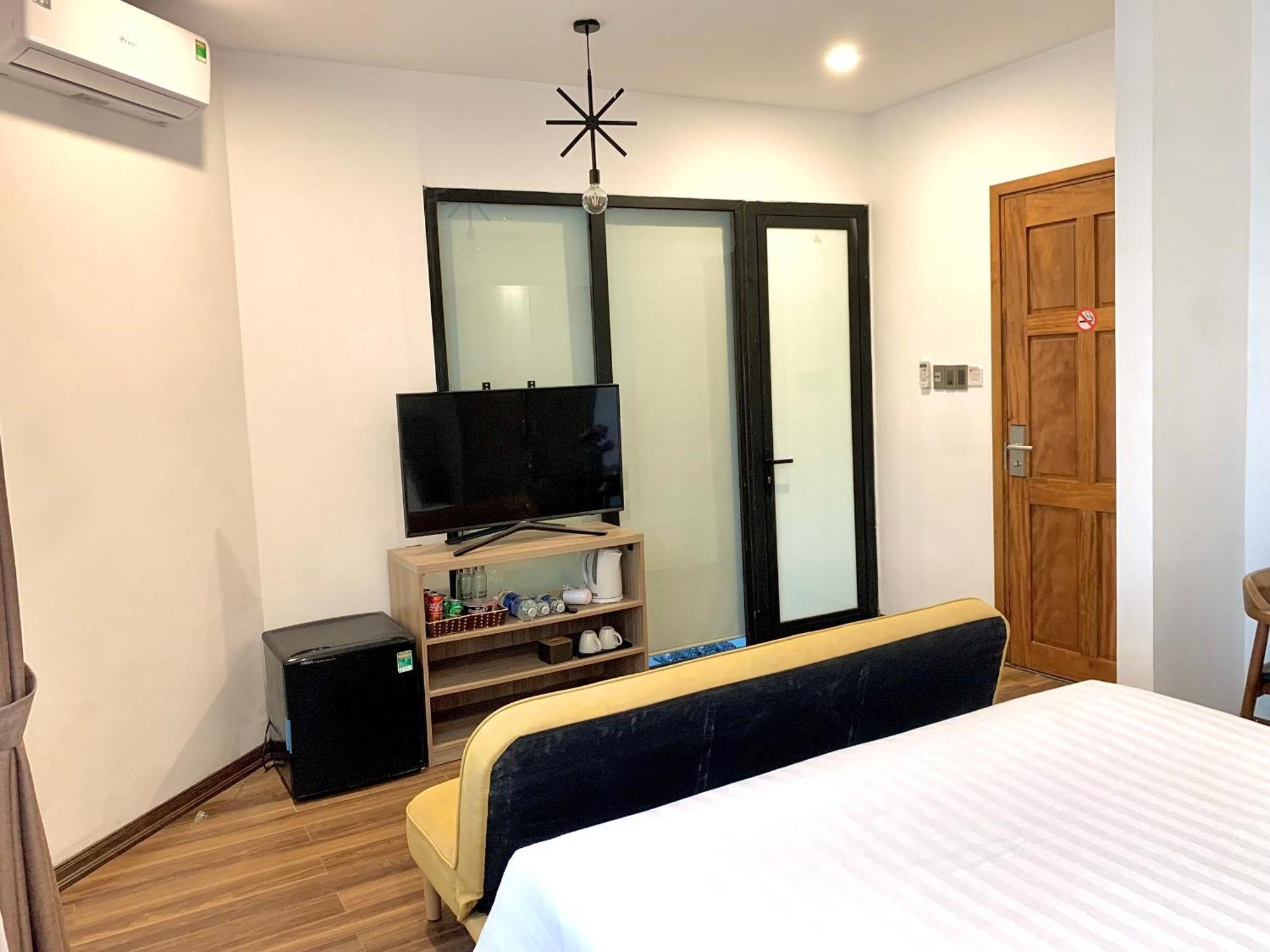 Soleil Hostel Hue Buitenkant foto